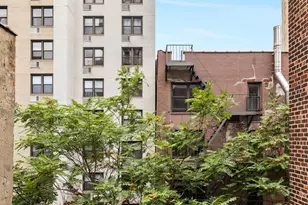 320 E 35th St, New York City, NY 10016 - Photo 3