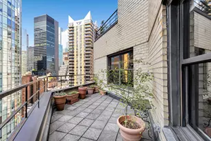 301 E 48th St, New York City, NY 10017 - Photo 13