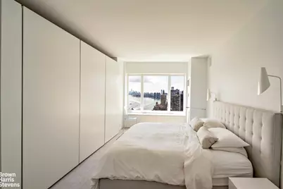 425 E 58th Street #34G, New York City, NY 10022 - Photo 5