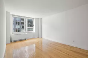 201 W 72nd St, New York City, NY 10023 - Photo 17