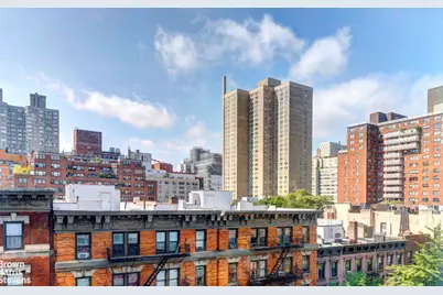 525 E 82nd Street #8D, New York City, NY 10028 - Photo 5