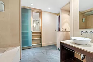 10 Little W St, New York City, NY 10004 - Photo 11