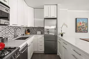 200 W 79th St, New York City, NY 10024 - Photo 5