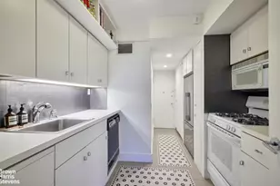 45 E 72nd St, New York City, NY 10021 - Photo 5