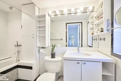 45 E 72nd Street #7B, New York City, NY 10021 - Photo 7