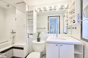 45 E 72nd St, New York City, NY 10021 - Photo 7