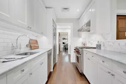 330 E 51st Street, New York City, NY 10022 - Photo 5