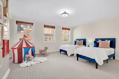 330 E 51st Street, New York City, NY 10022 - Photo 23