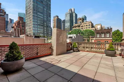 330 E 51st Street, New York City, NY 10022 - Photo 21