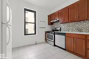 345 Montgomery St, New York City, NY 11225 - Photo 3
