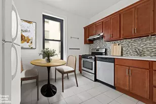 345 Montgomery St, New York City, NY 11225 - Photo 5