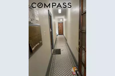 31-74 33rd Street, New York City, NY 11106 - Photo 3