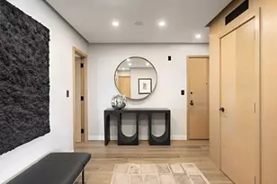 900 Park Ave, New York City, NY 10075 - Photo 9