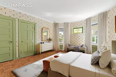 489 Marlborough Road, New York City, NY 11226 - Photo 11