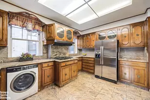 262 Central Prk W, New York City, NY 10024 - Photo 13