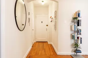 310 W 55th St, New York City, NY 10019 - Photo 15