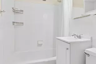 160 E 91st St, New York City, NY 10128 - Photo 7