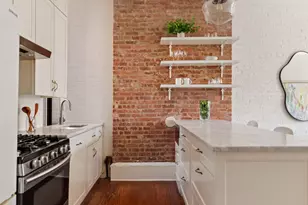 223 W 21st St, New York City, NY 10011 - Photo 5