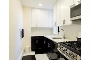 293 Dahlgreen Pl, New York City, NY 11228 - Photo 7