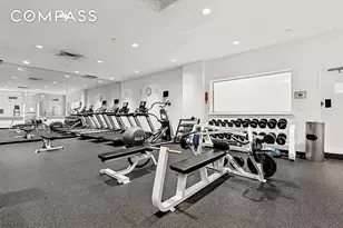 235 E 40th St, New York City, NY 10016 - Photo 13