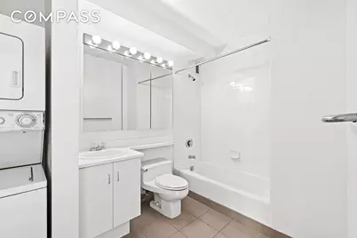 2250 Broadway #6K, New York City, NY 10024 - Photo 9