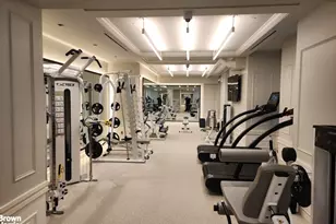 829 Park Ave, New York City, NY 10021 - Photo 15