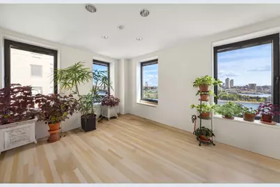 450 E 52nd Street #11THFLDUPL, New York City, NY 10022 - Photo 21