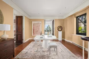 450 E 52nd St, New York City, NY 10022 - Photo 17