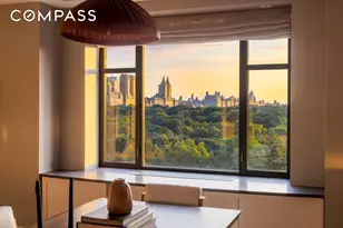 110 Central Park S, New York City, NY 10019 - Photo 19