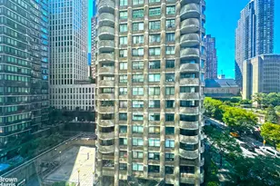 61 W 62nd St, New York City, NY 10023 - Photo 7