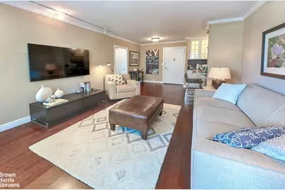 61 W 62nd Street #6H, New York City, NY 10023 - Photo 3