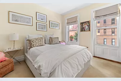 27 E 95th Street #3E, New York City, NY 10128 - Photo 9