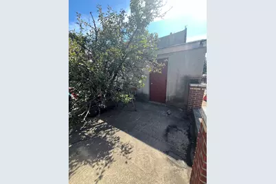 1040 Willmohr Street, New York City, NY 11212 - Photo 5