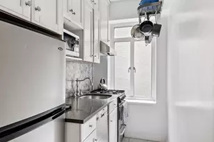 20 E 35th St, New York City, NY 10016 - Photo 5