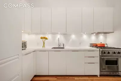 175 E Broadway #4C, New York City, NY 10002 - Photo 5