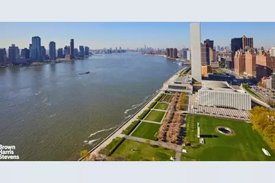 870 United Nations Plaza #31/32F, New York City, NY 10017 - Photo 15