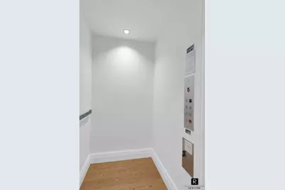 30 Sullivan Street, New York City, NY 10012 - Photo 23