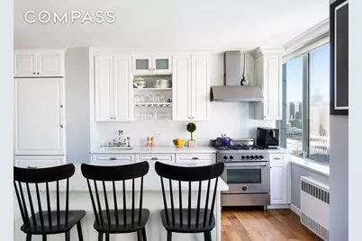 61 W 62nd Street #20D, New York City, NY 10023 - Photo 3