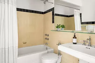 35 Prospect Park W, New York City, NY 11215 - Photo 9