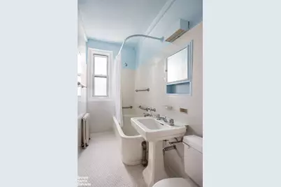 800 W End Avenue #15F, New York, NY 10025 - Photo 5