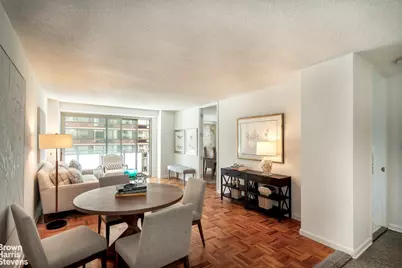 300 E 40th Street #20K, New York City, NY 10016 - Photo 1