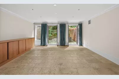 522 E 89th Street, New York City, NY 10128 - Photo 13