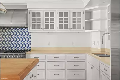 522 E 89th Street, New York City, NY 10128 - Photo 11