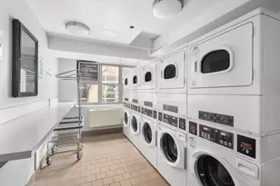 516 W 47th St, New York City, NY 10036 - Photo 13