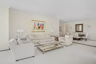 641 5th Ave, New York City, NY 10022 - Photo 5