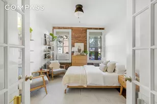 24-75 38th St, New York City, NY 11103 - Photo 3