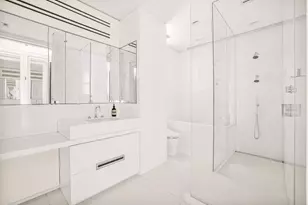 825 5th Ave, New York City, NY 10065 - Photo 11