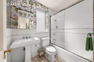 1 E 66th St, New York City, NY 10065 - Photo 15