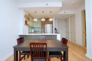 21-45 44th Dr, New York City, NY 11101 - Photo 3