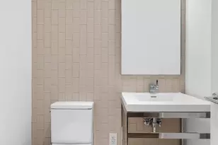 124 W 23rd St, New York, NY 10011 - Photo 7